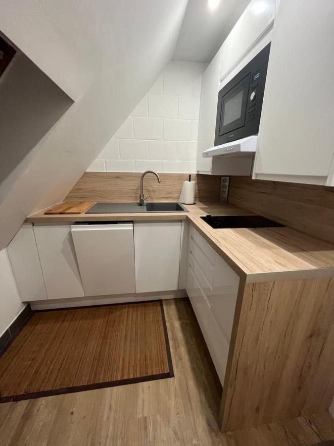 Gite Et Chambre D'Hote Gussignies Buitenkant foto