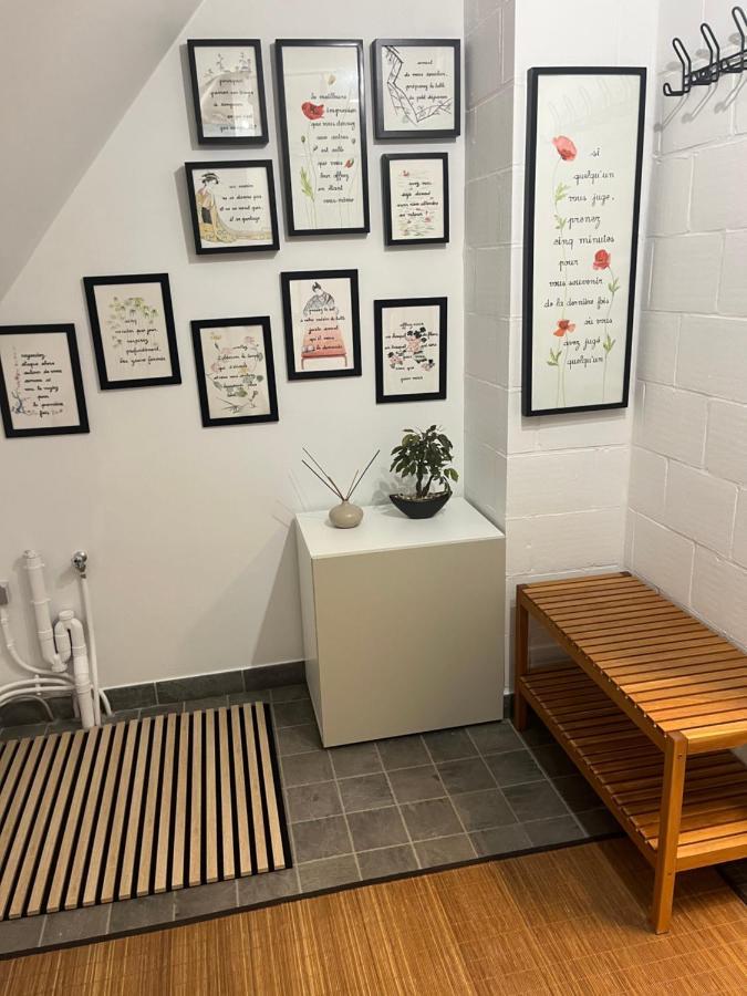 Gite Et Chambre D'Hote Gussignies Buitenkant foto